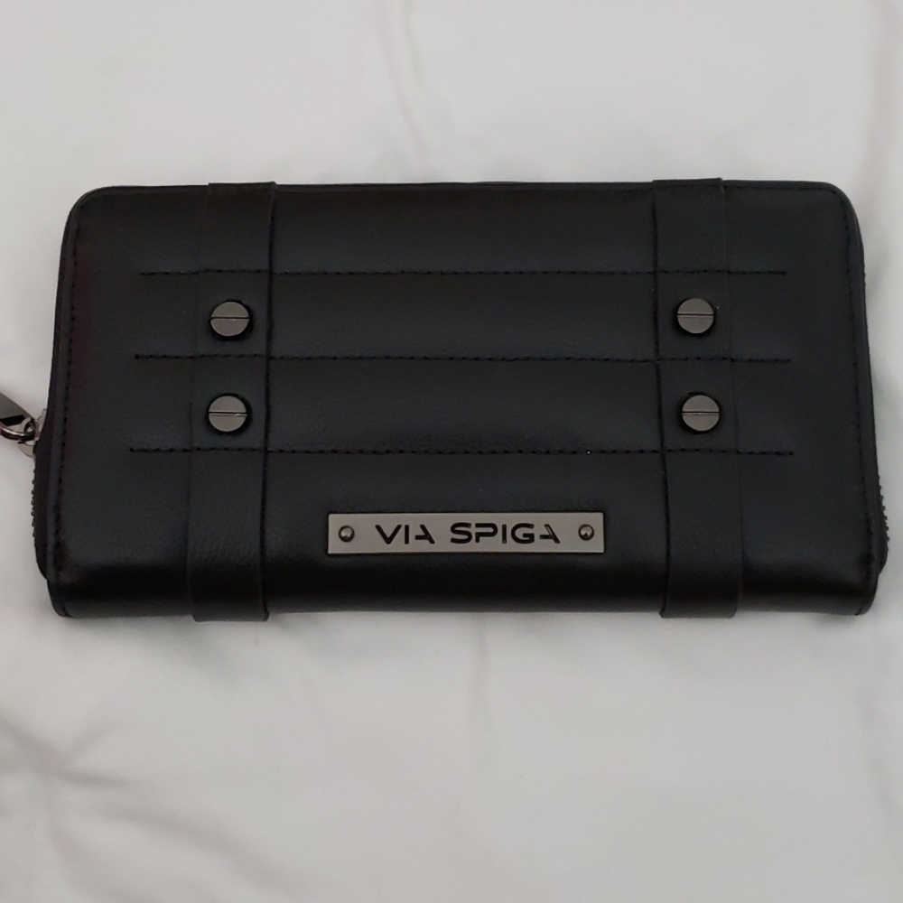 Wallet - Picture 1 of 5